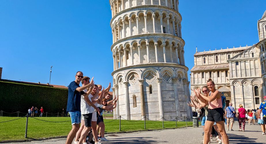 Leuke foto's maken bij de toren van Pisa